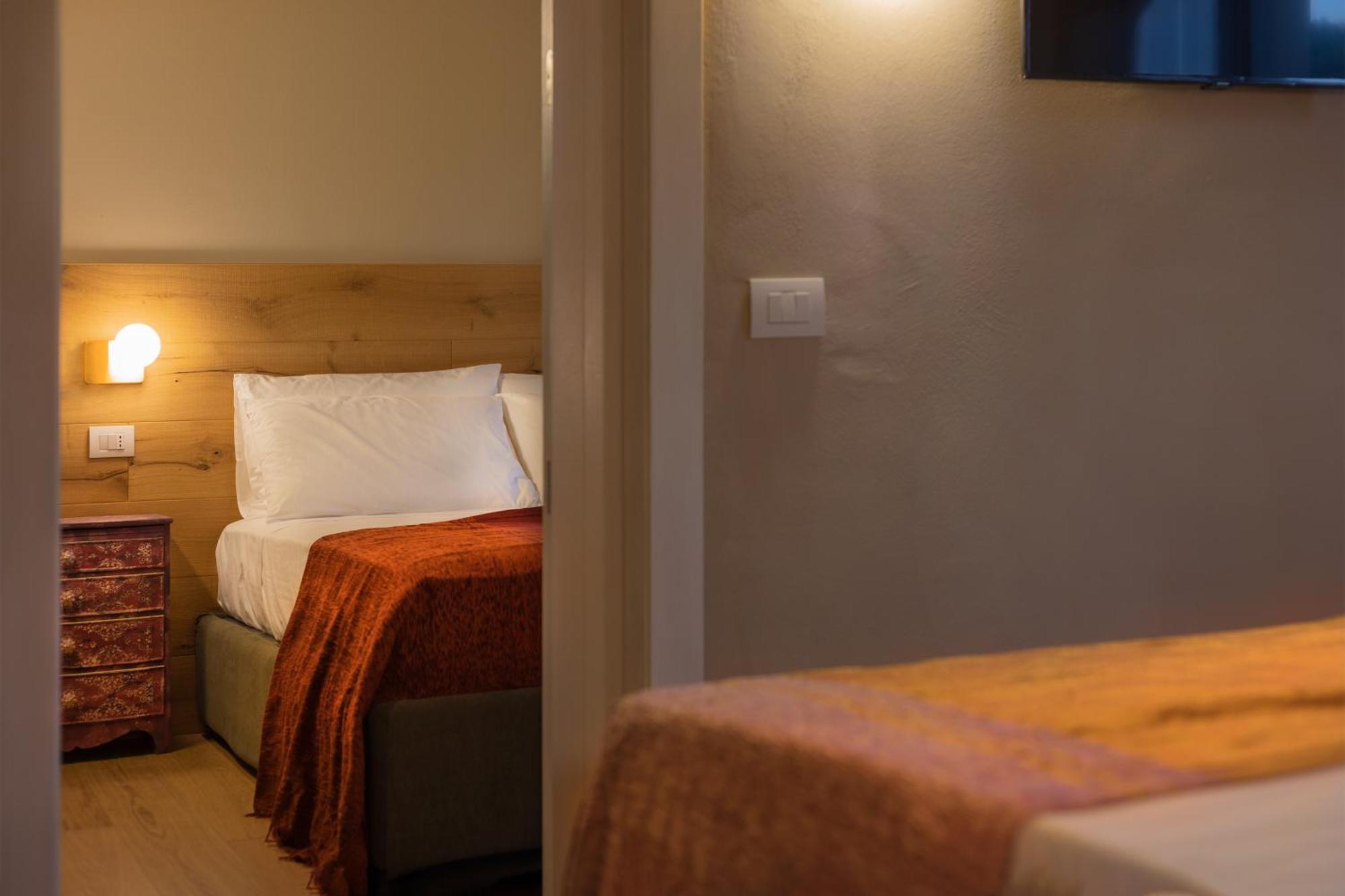 Luce Boutique Hotel Fortunago ภายนอก รูปภาพ