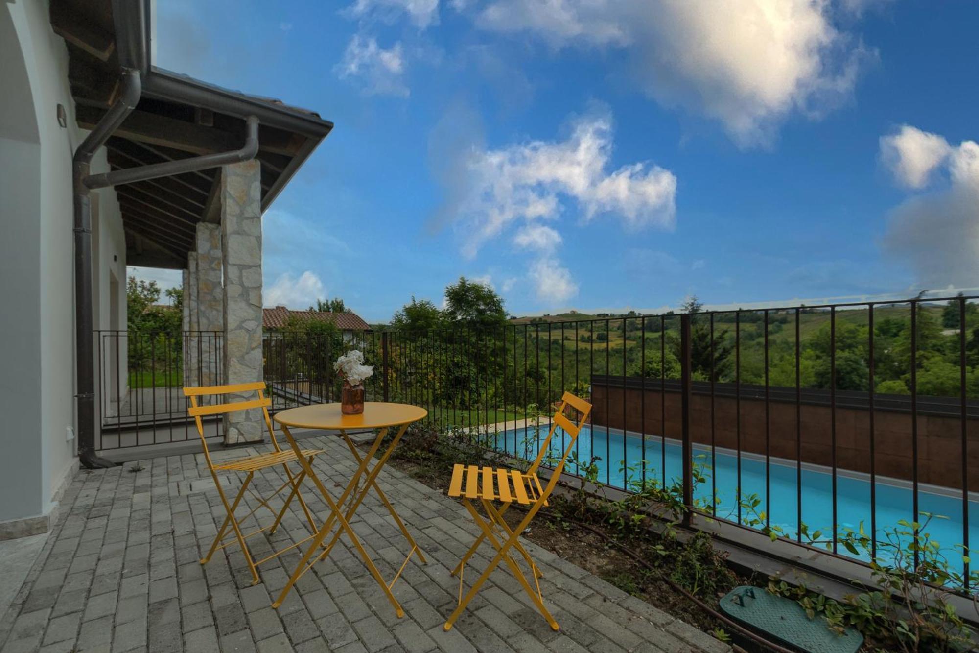 Luce Boutique Hotel Fortunago ภายนอก รูปภาพ