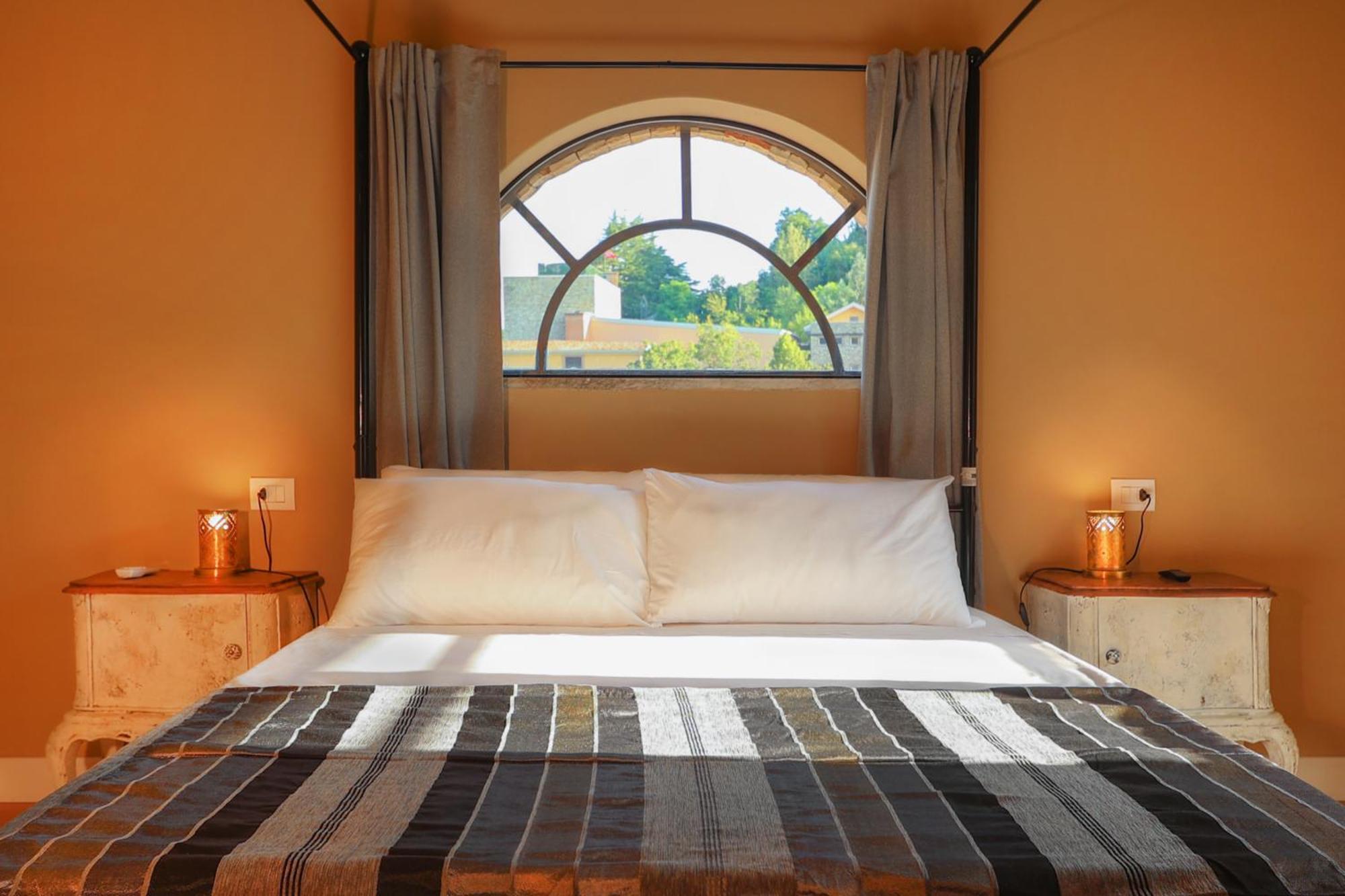 Luce Boutique Hotel Fortunago ภายนอก รูปภาพ